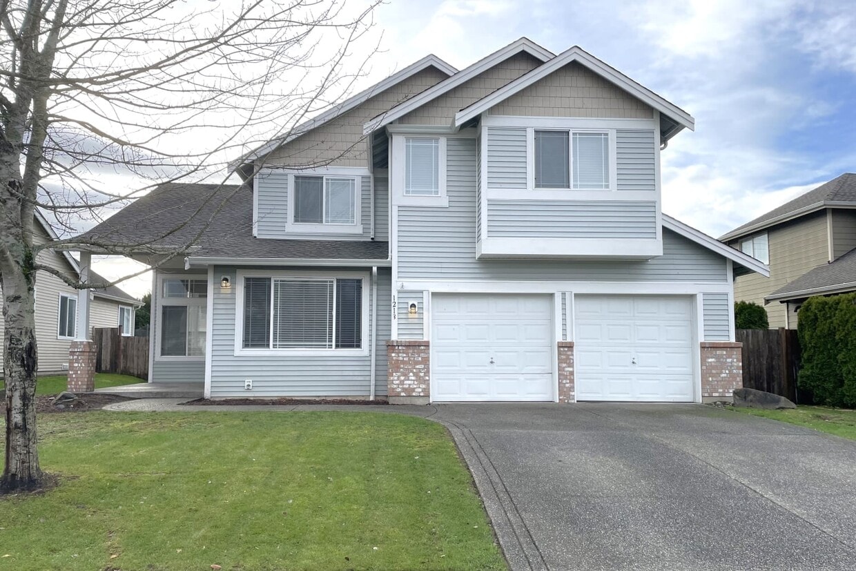 1213 Nunnally Ave NW House Rental in Orting, WA