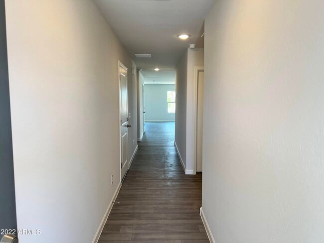 Foto del edificio - 2048 E Velvet Pl