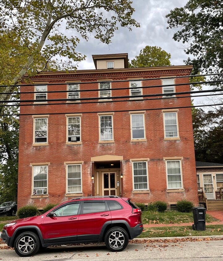 82 W Broadway Unit 2B, Salem, NJ 08079 Apartments in Salem, NJ