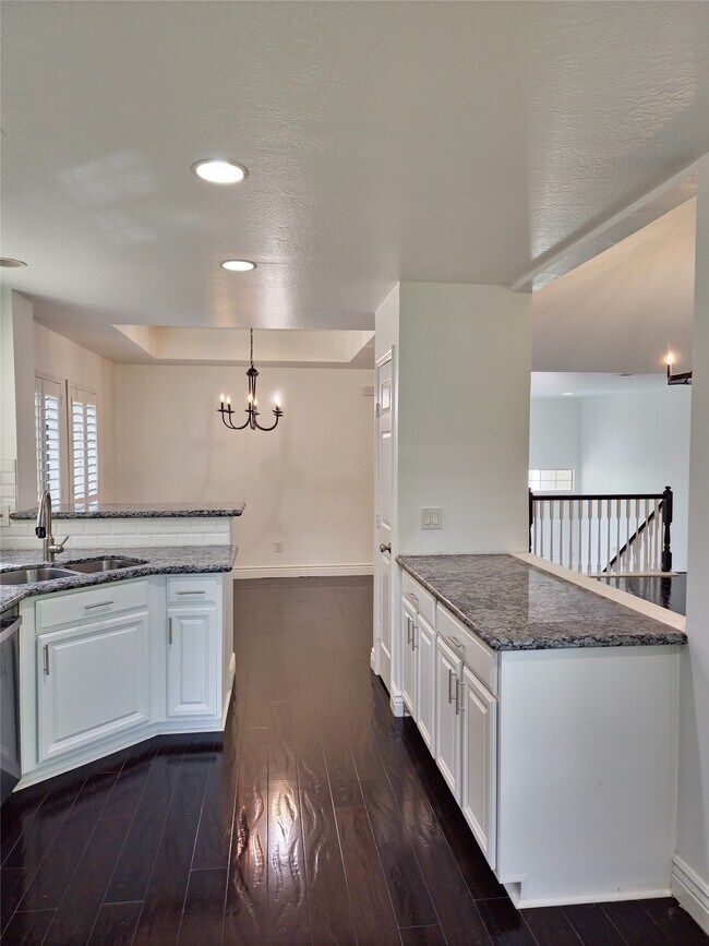 Building Photo - 69 S Spiral Vine Cir