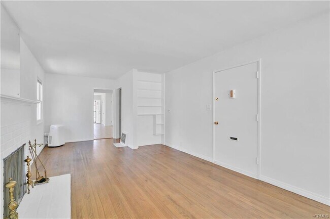 Foto del edificio - 2935 Westwood Blvd