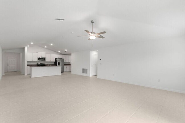 Foto del edificio - LIKE NEW Home For Rent in North Park Isle!