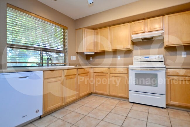 Building Photo - 2335 W Running Deer Trail