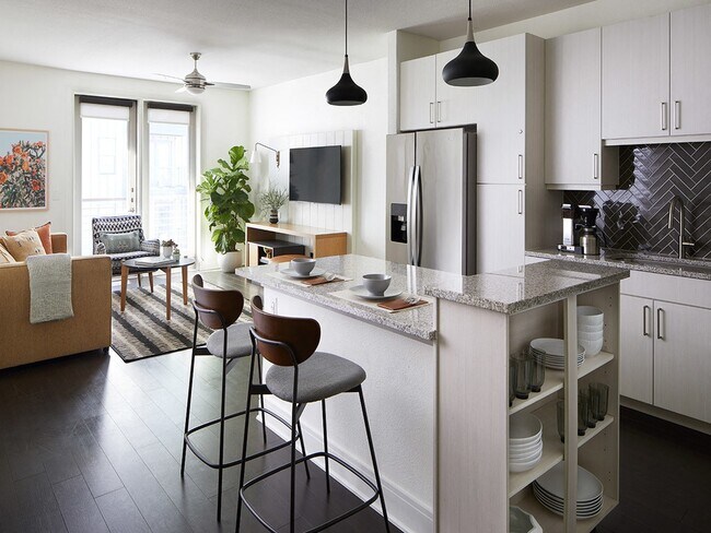 Building Photo - Sentral East Austin