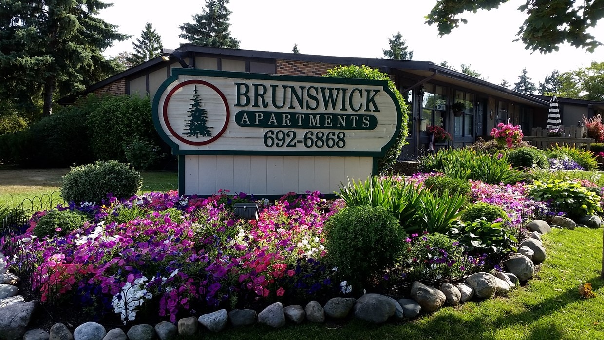 Brunswick Apartments Woodhaven, MI