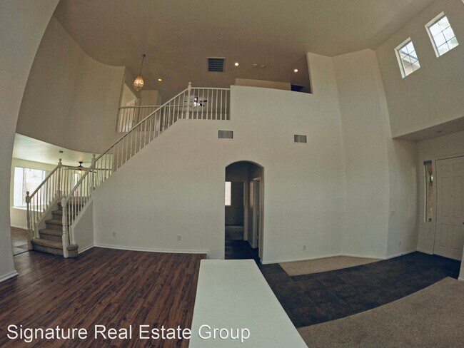 Foto del edificio - 4 br, 3 bath House - 5843 Noble Stand St.