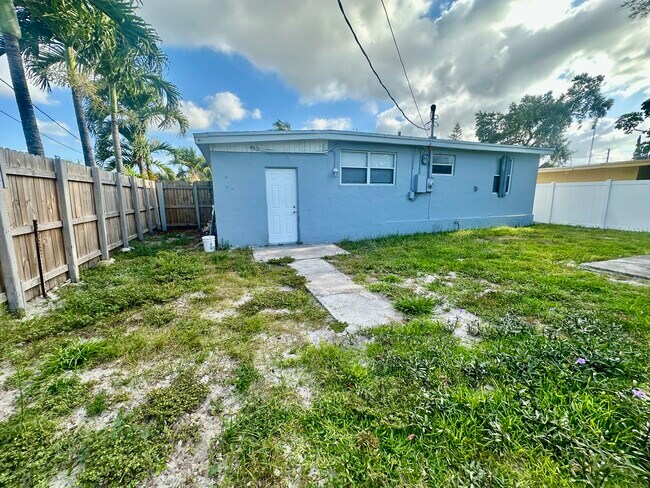 Foto del edificio - 6034 SW 39th St