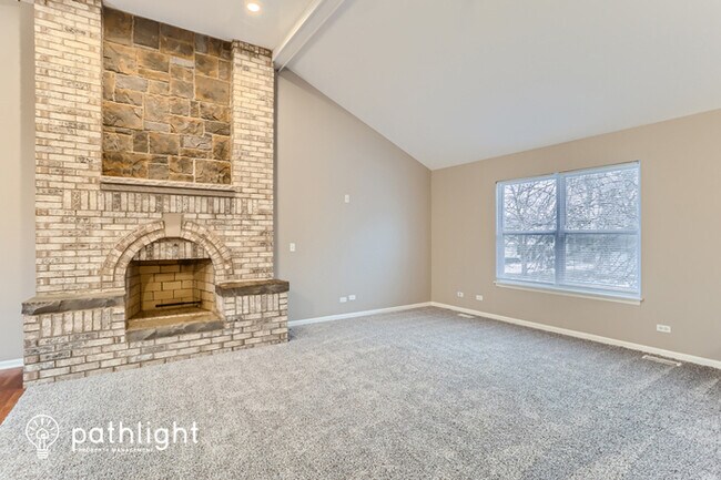 Foto del edificio - 1406 Teakwood Lane, Crystal Lake, IL, 60014
