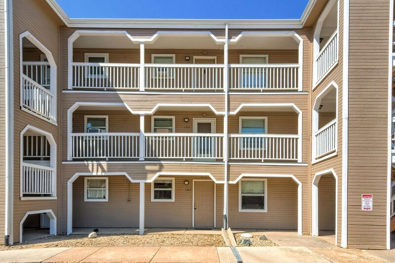 Primary Photo - 1203 S Gilbert St