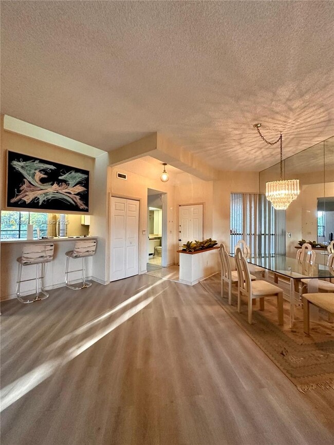 Building Photo - 7472 La Paz Blvd