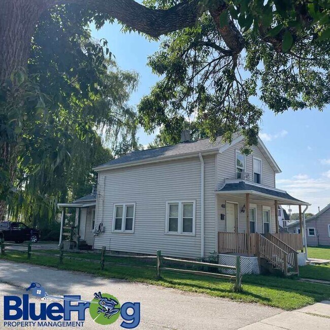 411 8th St, Green Bay, WI 54304 Condo for Rent in Green Bay, WI