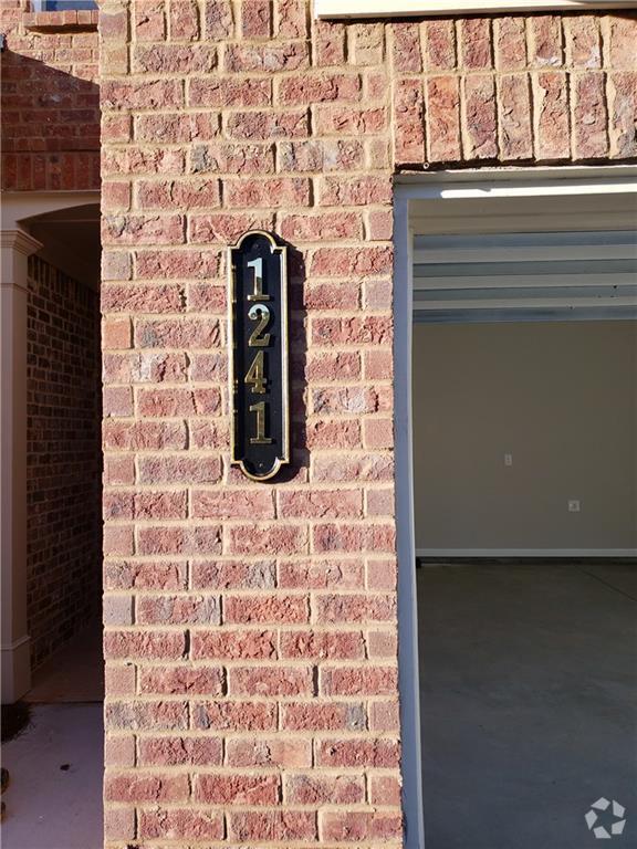 Building Photo - 1241 Fischer Trace