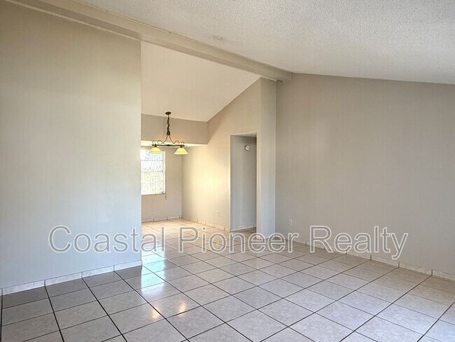 Building Photo - 10202 Bonnie Bay Ct