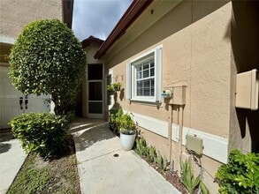 Building Photo - 16137 Emerald Cove Rd