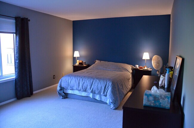 Foto del edificio - 5821 Edson Ln
