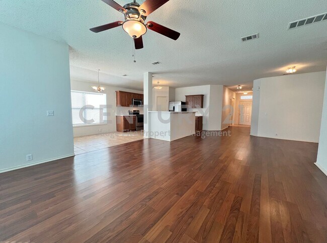 Foto del edificio - Charming 3/2/2 in Argyle For Rent!