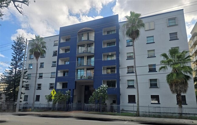 Foto del edificio - 546 SW 1st St