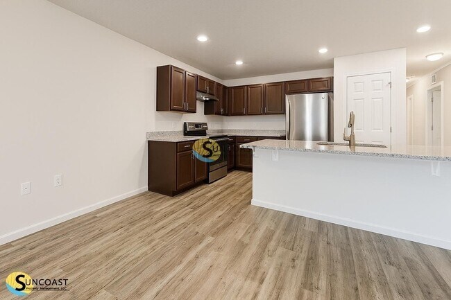 Building Photo - 42 Ryarbor Dr