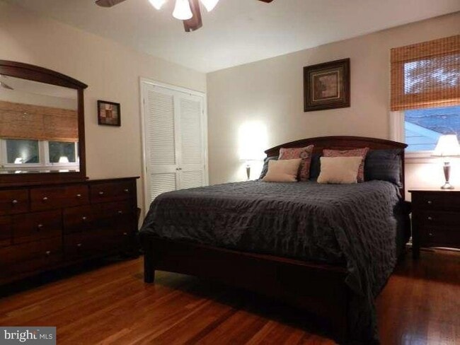 Foto del edificio - 1119 Crestover Rd