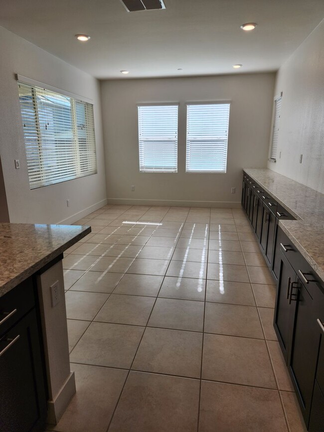 Foto del edificio - Folsom Ranch Community - 3 Bedroom, 2.5 Bath