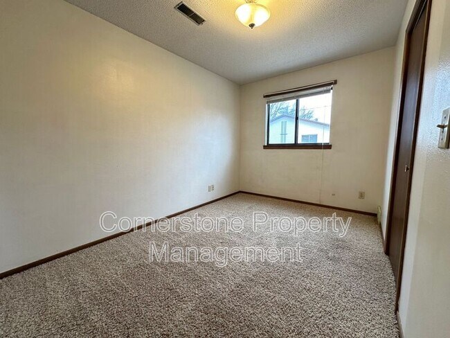 Foto del edificio - 2736 4th Ave N
