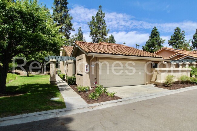 Building Photo - 15730 Via Calanova