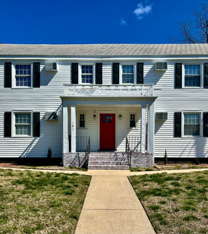 Primary Photo - 181 Orleans Cir