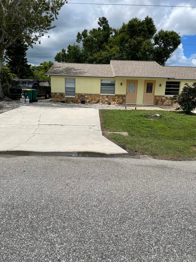 Foto principal - 12337 Buffing Rd