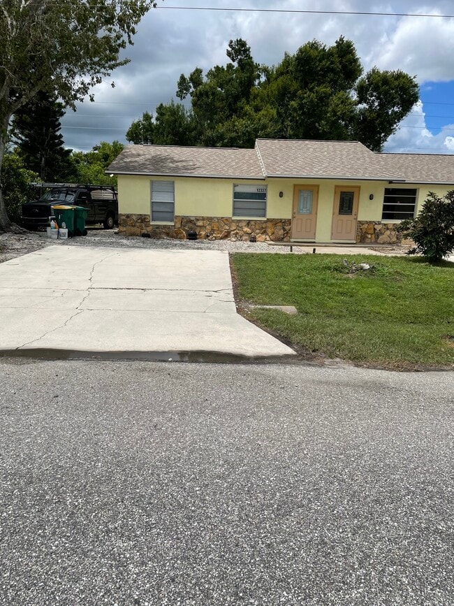 Building Photo - 12337 Buffing Rd