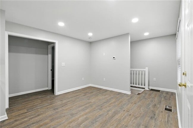 Foto del edificio - 2343 Carver Dr NW