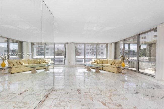 Building Photo - 2751 S Ocean Dr