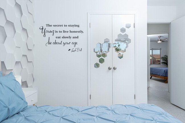 Building Photo - 2383 E Powell Rd