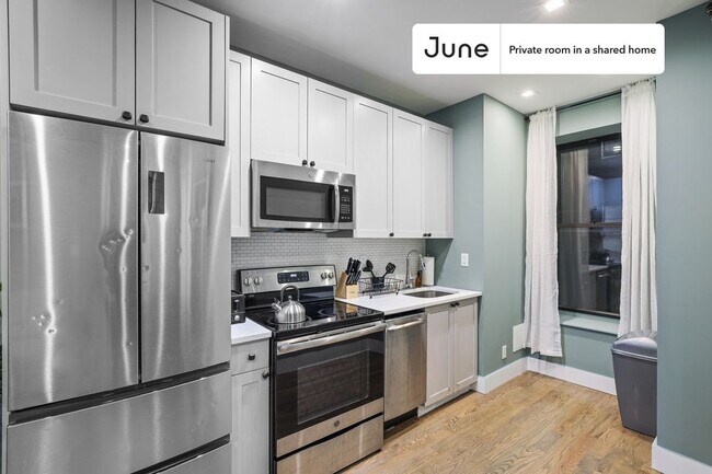 Building Photo - Room in Shared 4 bed/2 bath home in West Harlem