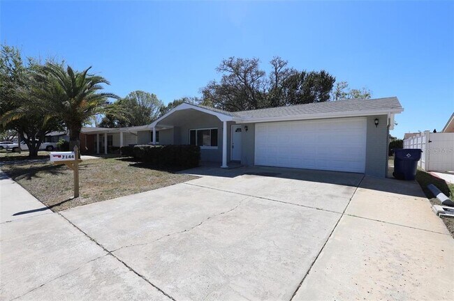 Building Photo - 7144 Fairfax Dr