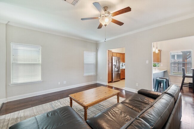 Foto del edificio - 4206 Darter St