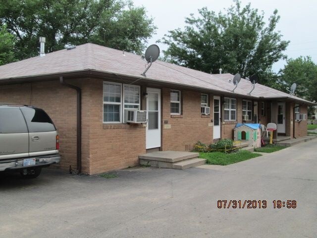 Building Photo - 1506-1510 N Waco Ave