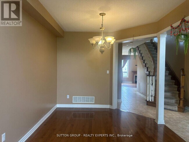 Building Photo - 5 Sea Lion Rd