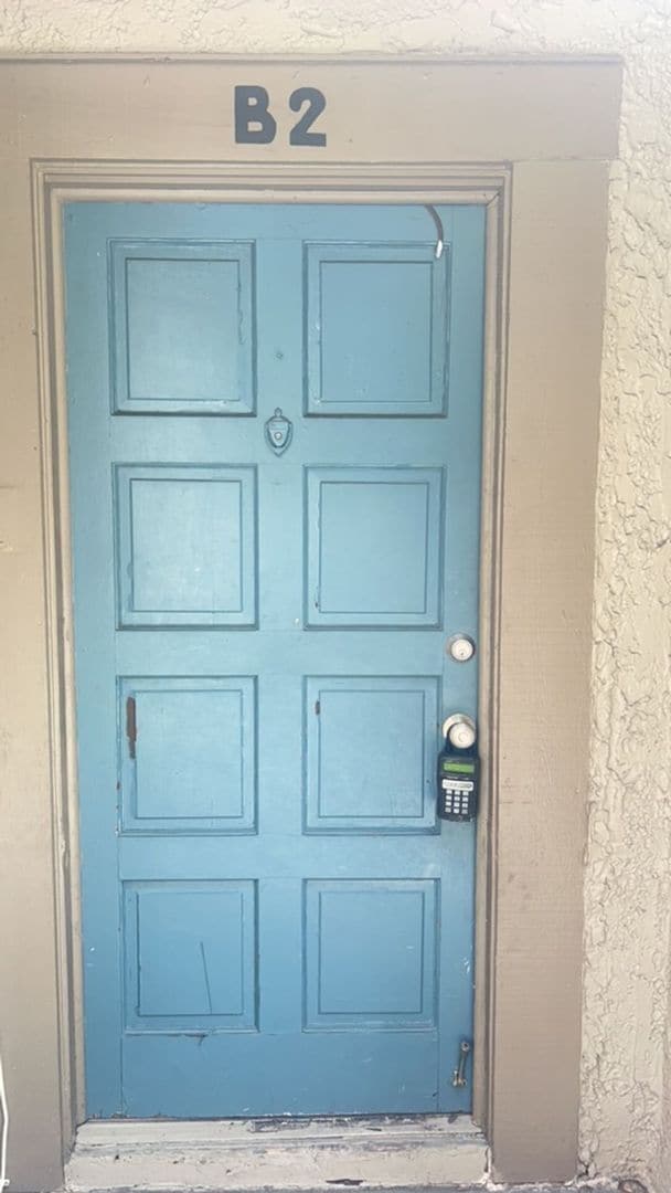 Building Photo - 2 Bedroom, 2 bathroom condo For Rent in Town N Country!