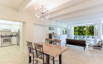 Interior Photo - The Melrose Midtown