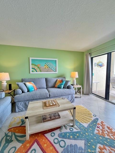 Building Photo - 7410 S Ocean Dr