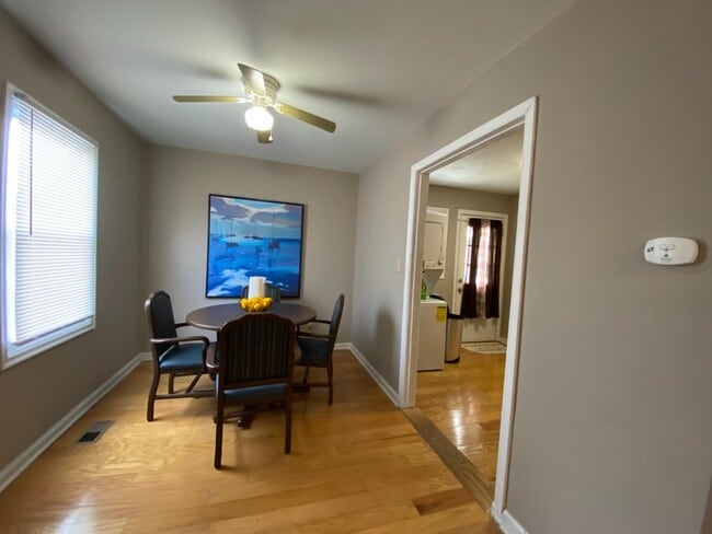 Photo - 610 Woodfin Rd House