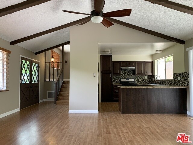 Building Photo - 2420 Drury Ln