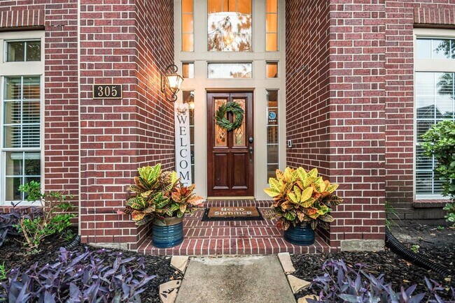 Foto del edificio - 305 Pinnacle Cove Ct