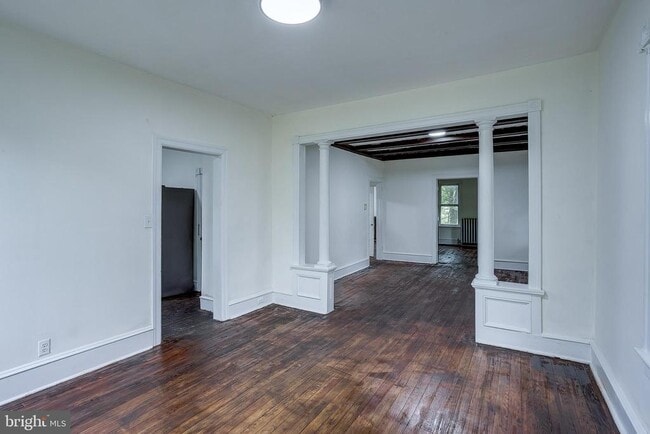 Building Photo - 422 Hainesport Lumberton Rd
