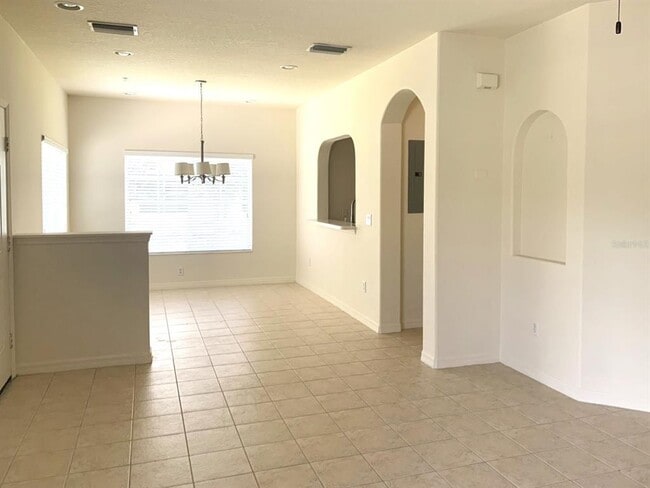Building Photo - 12997 Coyote Ln