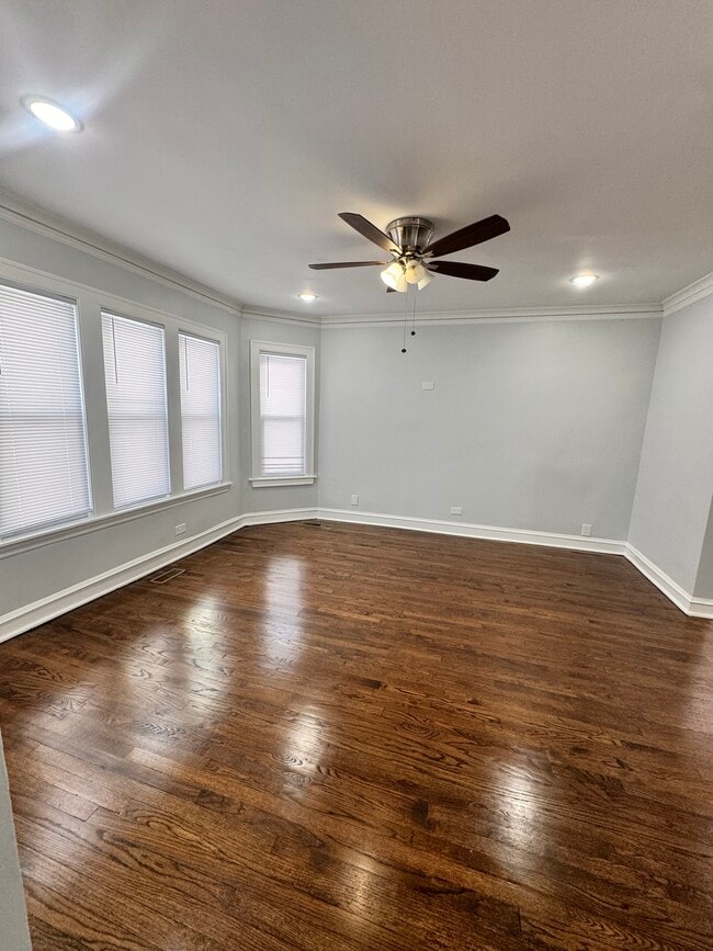 Foto del edificio - 2950 N Lowell Ave