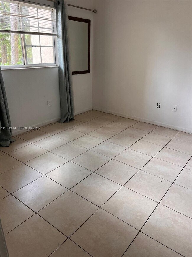 Foto del edificio - 3680 N 56th Ave