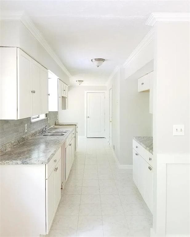 Building Photo - 488 Carillon Ct