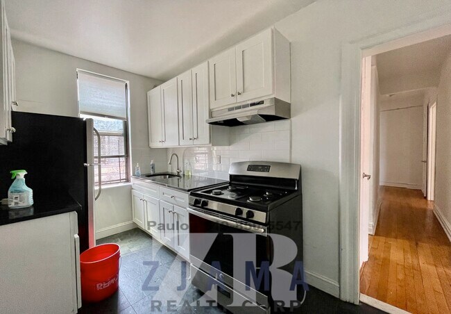 Foto del edificio - 7 Woodruff Ave