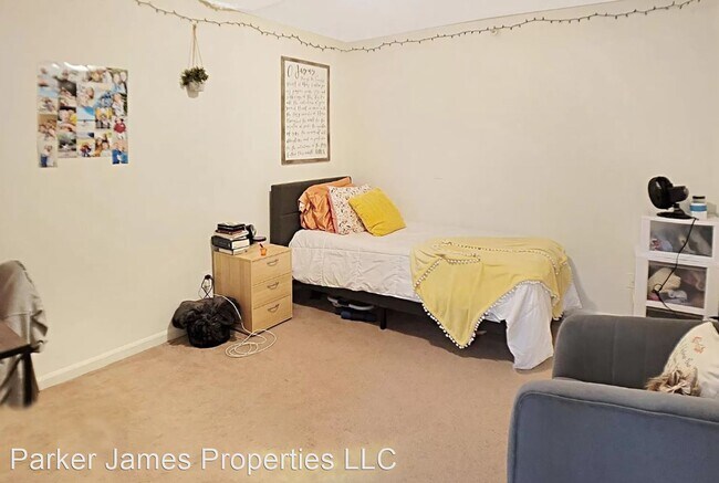 Foto del edificio - 4 br, 4 bath House - 1130 Carlton Avenue #103